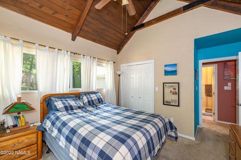 1027 E Hillcrest Dr, Flagstaff, AZ 86004 photo 7