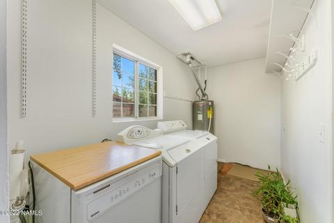 317 E Papago Dr, Flagstaff, AZ 86005 photo 8
