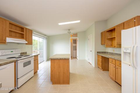 2351 E Spruce St, Williams, AZ 86046 photo 5