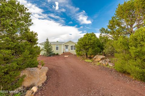 2351 E Spruce St, Williams, AZ 86046 photo 1