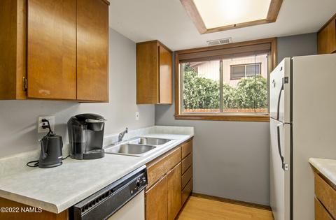 2535 E Heidi Loop, Flagstaff, AZ 86004 photo 8