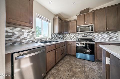 832 E Alimos Way, Williams, AZ 86046 photo 11