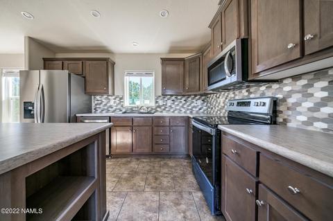 832 E Alimos Way, Williams, AZ 86046 photo 9