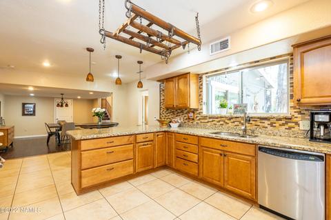 5156 E Hickory Dr, Flagstaff, AZ 86004 photo 8