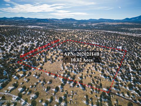 1702 W Honeysuckle Rd, Williams, AZ 86046