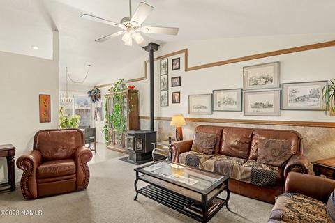 7915 E Mitchell Dr, Flagstaff, AZ 86004 photo 3