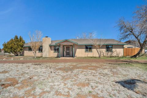 10075 Roan Rd, Flagstaff, AZ 86004