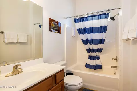 1069 E Sterling Ln, Flagstaff, AZ 86005 photo 6