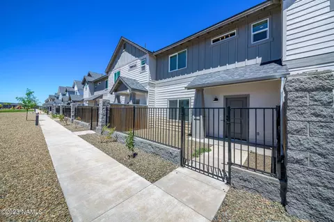 12197 Curtis Ct, Bellemont, AZ 86015
