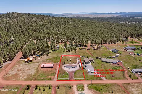 13638 E King John Rd, Parks, AZ 86018