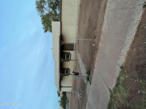 518 N Campbell Ave, Winslow, AZ 86047