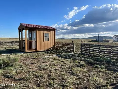 12186 Fs 3744 Rd # b, Parks, AZ 86018