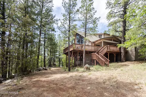 17770 S Maverick Cir, Munds Park, AZ 86017