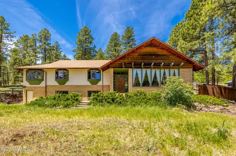 3859 N Paradise Rd, Flagstaff, AZ 86004