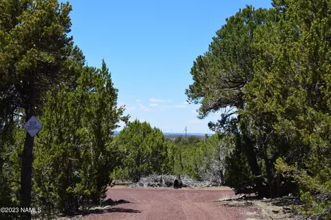183 E Black Feather Rd, Williams, AZ 86046 photo 8