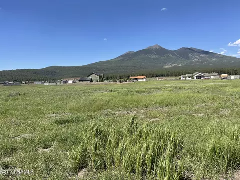 7100 W Dreamview Trl, Flagstaff, AZ 86001