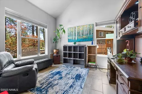 25 E Tranquil Ln, Flagstaff, AZ 86005 photo 4
