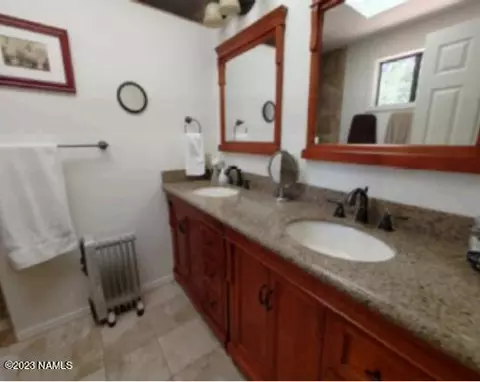 2242 Skyline Dr, Flagstaff, AZ 86004 photo 11