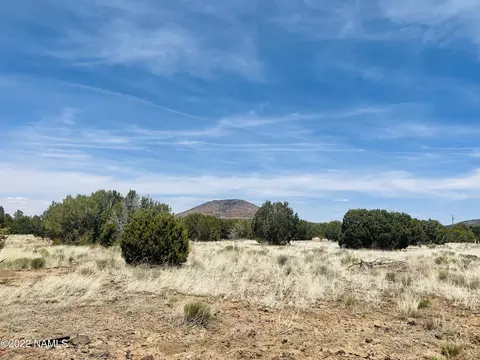 913 E Liane St, Williams, AZ 86046