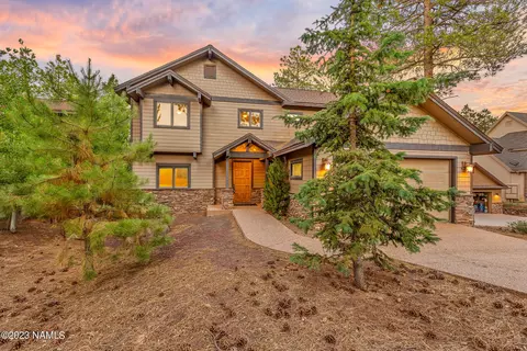 4230 Lariat Loop, Flagstaff, AZ 86005