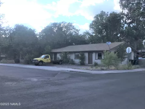 2001 N East St, Flagstaff, AZ 86004