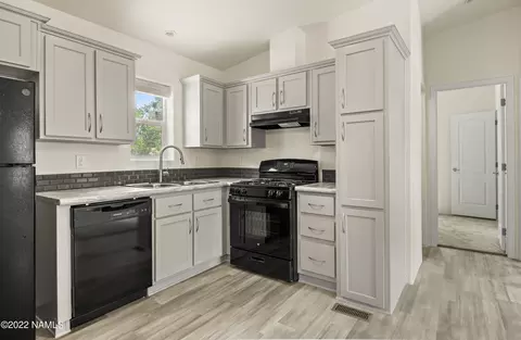 2011 E Fourth Ave, Flagstaff, AZ 86004 photo 20
