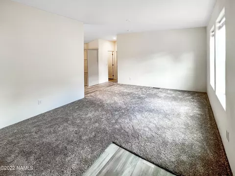 2011 E Fourth Ave, Flagstaff, AZ 86004 photo 2