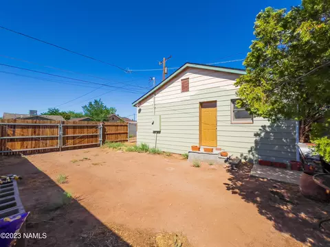 417 12 W Oak St, Winslow, AZ 86047
