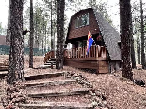 569 S Friar Tuck Trl, Williams, AZ 86046