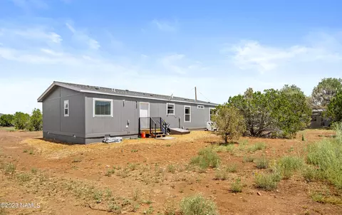 1092 E Tamarack St, Williams, AZ 86046 photo 4