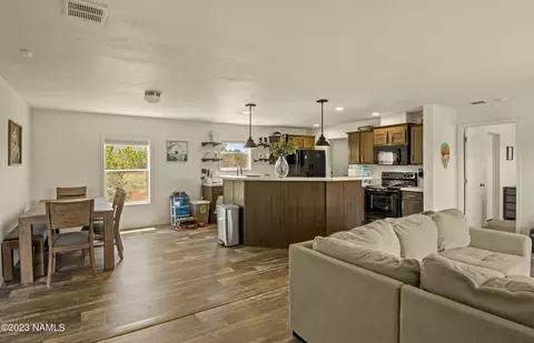 1092 E Tamarack St, Williams, AZ 86046 photo 7