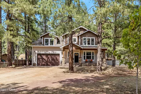 4 Pine Ridge Dr, Flagstaff, AZ 86005