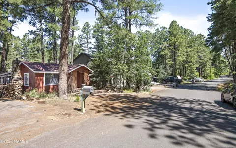 3636 Shoshone St, Flagstaff, AZ 86005