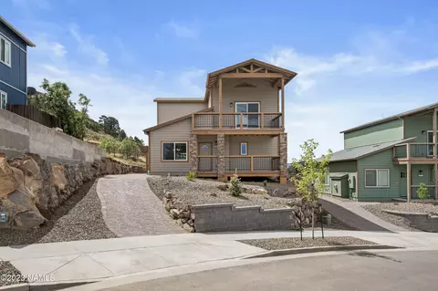 5061 E Retreat Cir, Flagstaff, AZ 86004