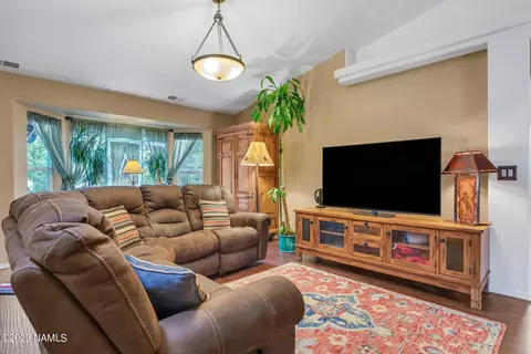 6687 Eagle Crest Dr, Flagstaff, AZ 86004 photo 6