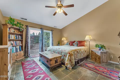 6687 Eagle Crest Dr, Flagstaff, AZ 86004 photo 15