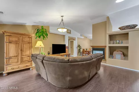 6687 Eagle Crest Dr, Flagstaff, AZ 86004 photo 7