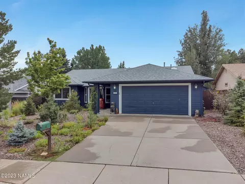6687 Eagle Crest Dr, Flagstaff, AZ 86004 photo 3
