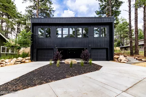 3717 Tonowanda, Flagstaff, AZ 86005