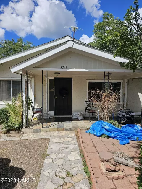 1921 N Main St #A/B, Flagstaff, AZ 86004