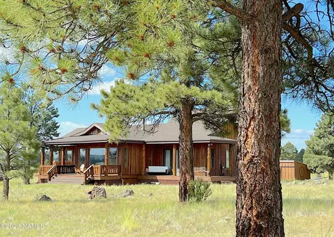 12960-818 Rustic Cabin Trl, Parks, AZ 86018