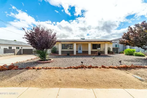 3308 N Lomalai St, Kingman, AZ 86401