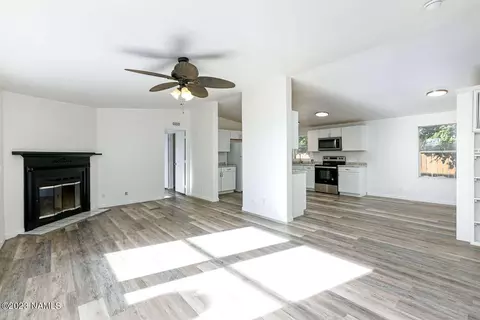 900 Red Rock St, Page, AZ 86040 photo 8