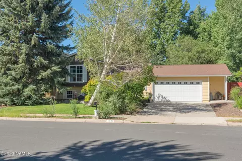 1811 N Deer Crossing Rd, Flagstaff, AZ 86004