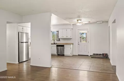 7900 E Gemini Dr, Flagstaff, AZ 86004 photo 2