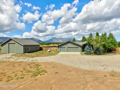 8176 Lookout View Trl, Flagstaff, AZ 86004