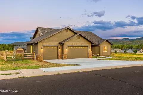 222 Fairway Dr, Williams, AZ 86046