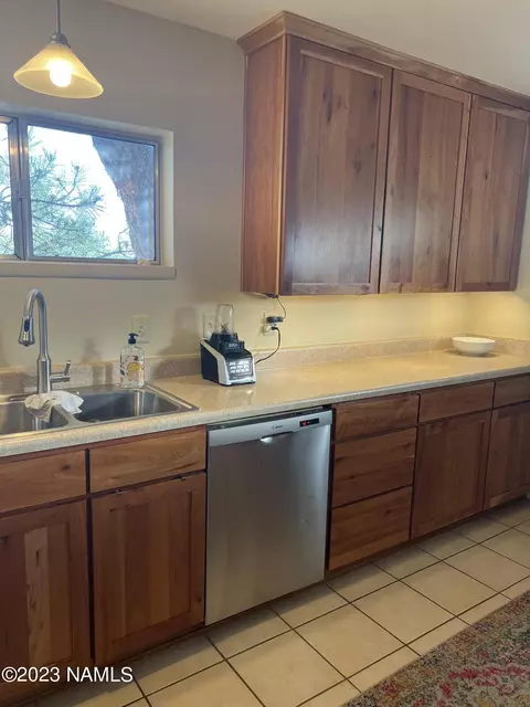 501 E Cherry Ave, Flagstaff, AZ 86001 photo 5