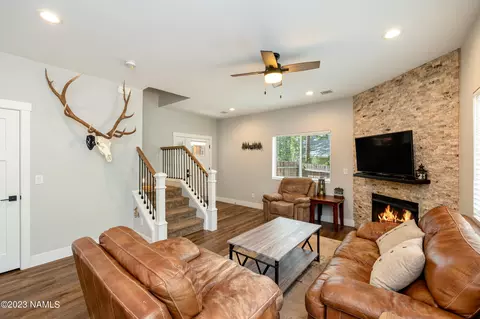 879 Onieda, Flagstaff, AZ 86005 photo 5