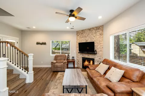 879 Onieda, Flagstaff, AZ 86005 photo 9